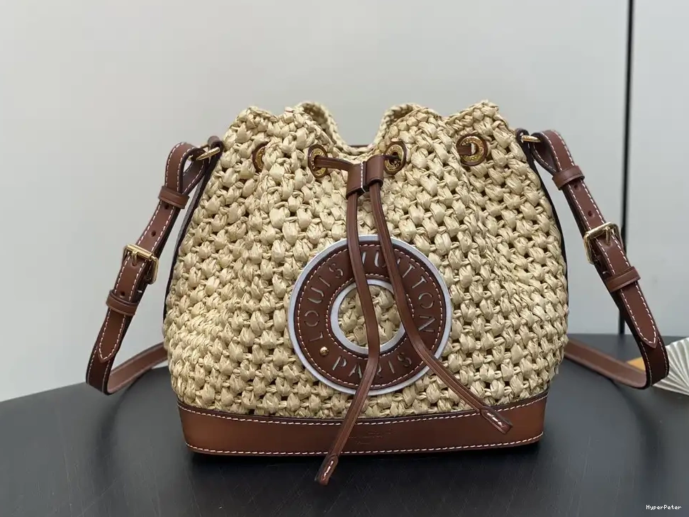 VUITTON BB-22*24*15CM Noé LOUIS 0611